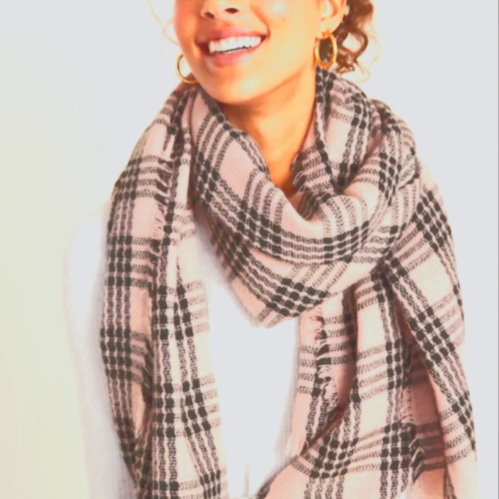 NWT Old Navy Oversized Plaid Scarf